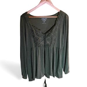Torrid Super Soft Lace-Up Top Olive Green NWT Size 00 (M/L 10)
